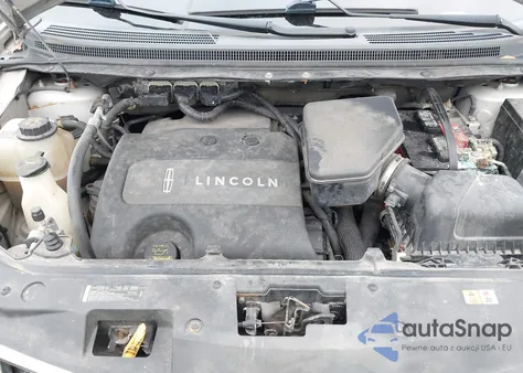 2013 Lincoln Mkx z USA, uszkodzony, nr VIN 2LMDJ8JK9DBL38322